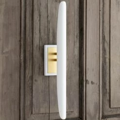 Regina Andrews Coastal Living Chicago Sconce New Lighting