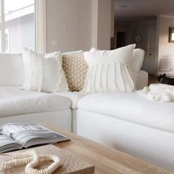 V Rugs & Home Como Fringe Pillows Best Sellers