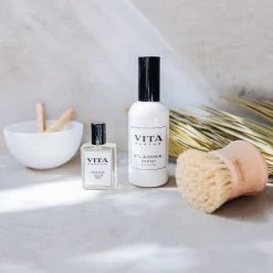 Bloomingville Corina Palm Brush