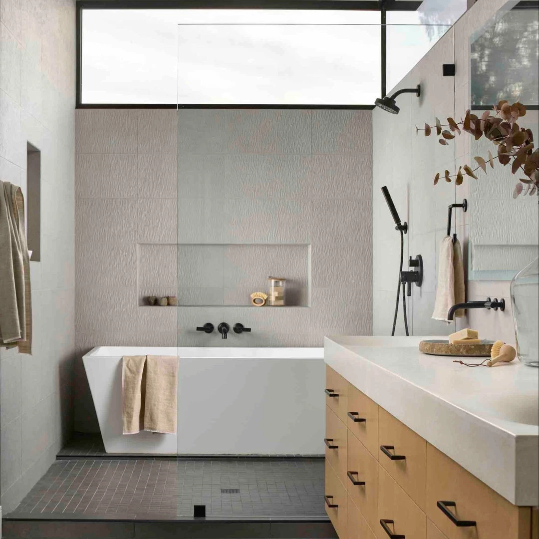 Yunnan Dianfeng Flower Technology Co. Ltd Eucalyptus Leaf Featured Collections