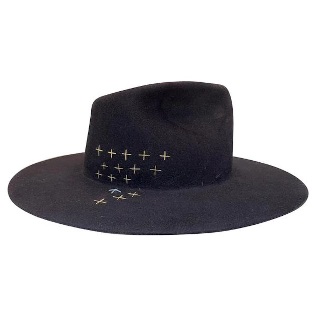 TERESSA FOGLIA The Traveler In Stock