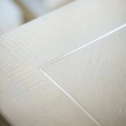 Bernhardt Isadora Table