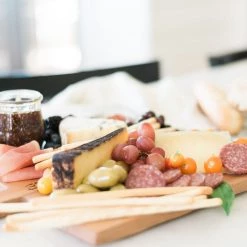 ETU HOME Pine Charcuterie Board