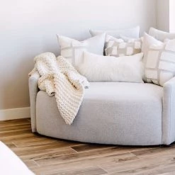 V Rugs & Home Savion Lumbar Pillow Best Sellers