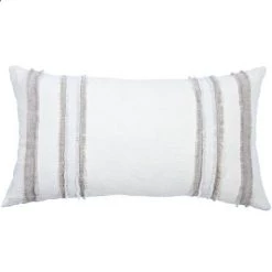 V Rugs & Home New Outdoor Tania Indoor/Outdoor Lumbar Pillow