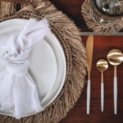 Fujian Dehua Zunyi Ceramic Co., Ltd. Textured Matte White Plate New Kitchen